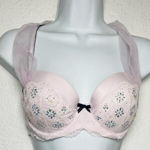 Victoria's Secret Light Pink Lace Bra with Tulle Accents